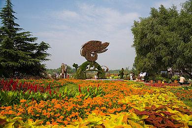 《飙酷车神：轰鸣盛典》正式发售 可免费试玩5小时